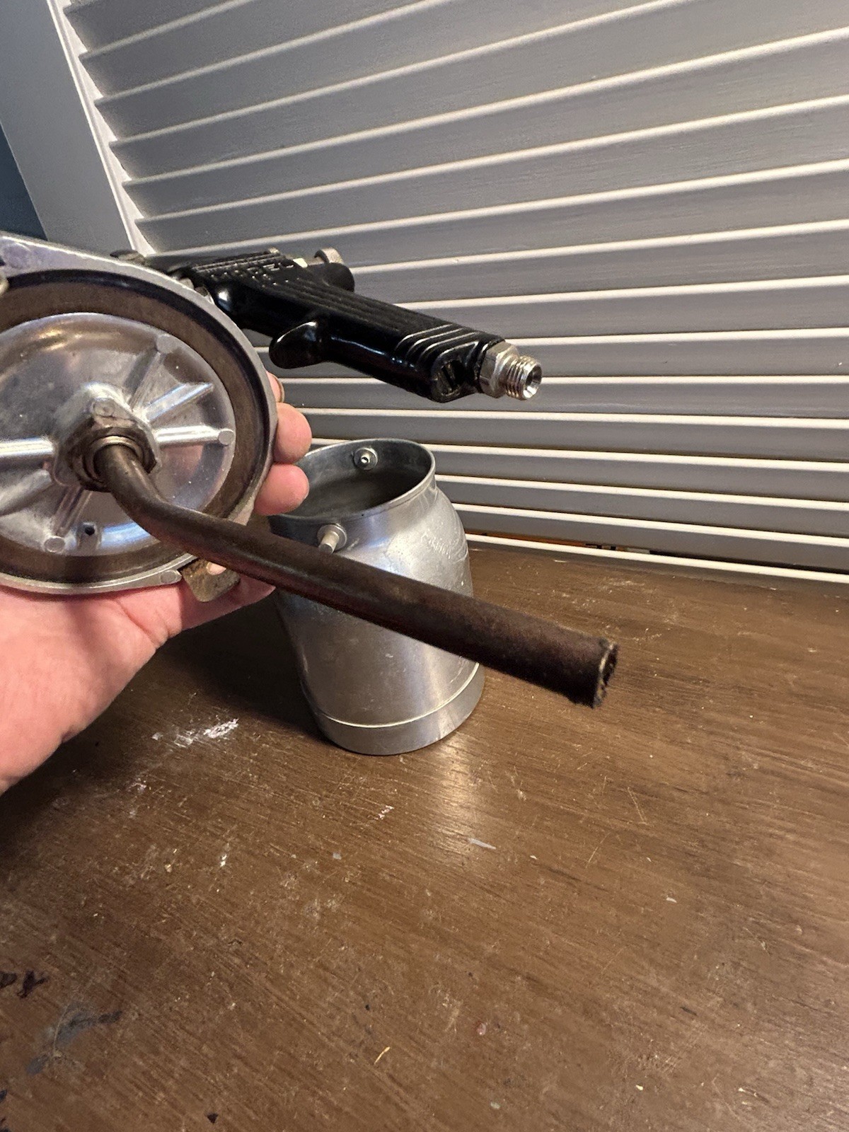 Vintage Binks Model 18 Spray Gun Set With 1 Qt Canister