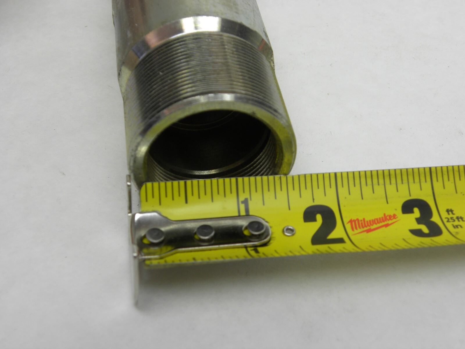NEW OLDS STOCK – GRACO THREADED CYLINDER SLEEVE 5″ x 1-3/4