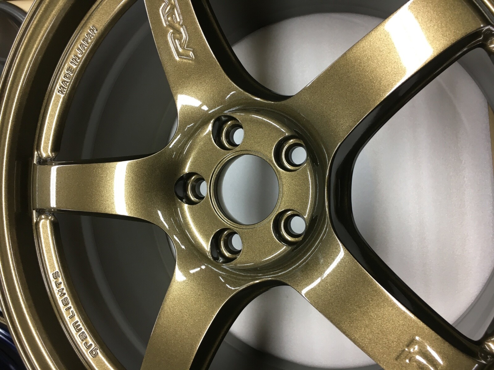 High Gloss METALLIC CHROME GOLD BRONZE powder coating (FIT TRIBO), 1Lb/450g