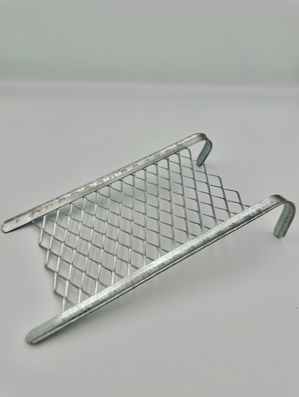 Hephaestus 1 Gallon Heavy Duty Metal Paint Screen, Metal Paint Grid – Pack of 24