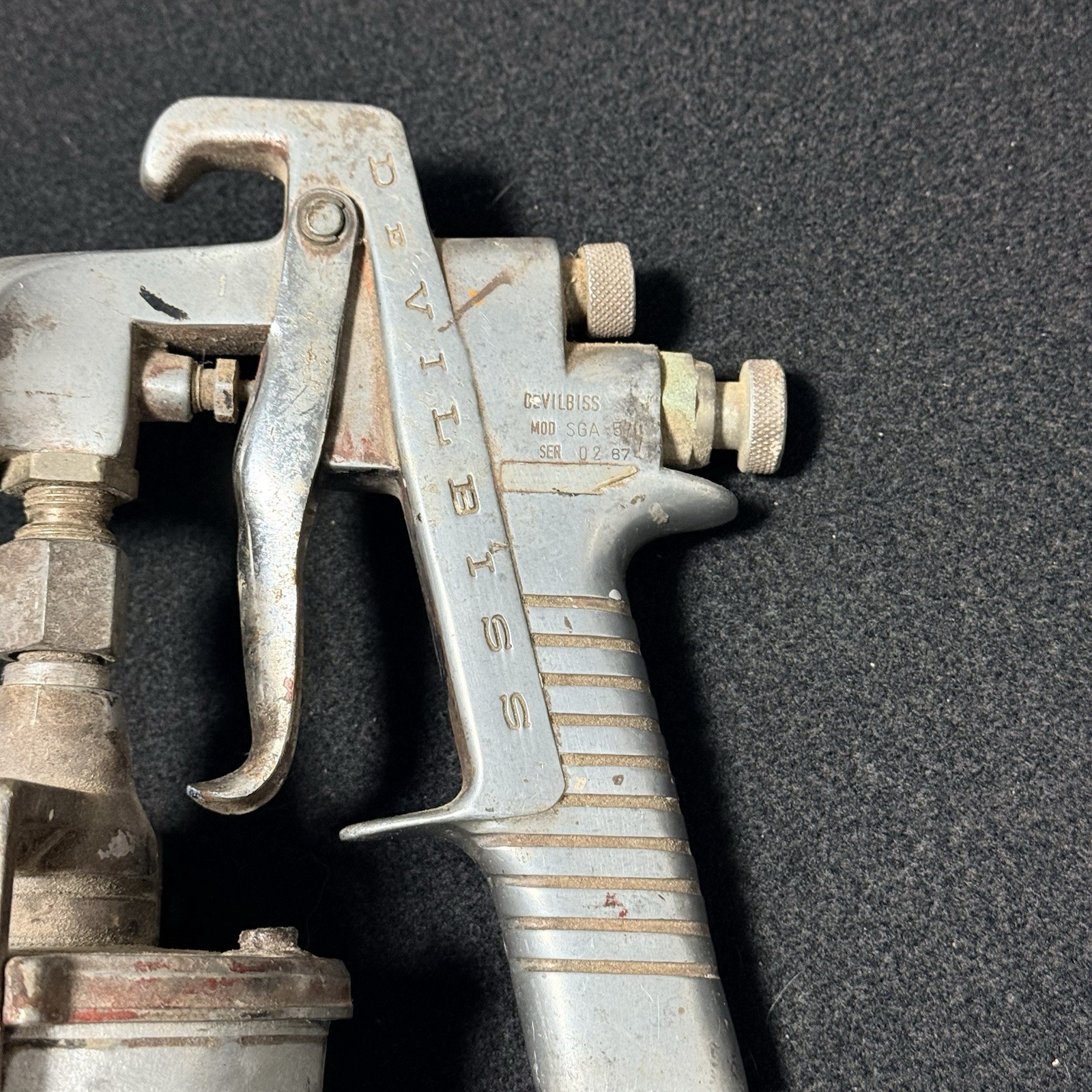 vintage DeVilbiss spray gun, potentially a model JGA-570