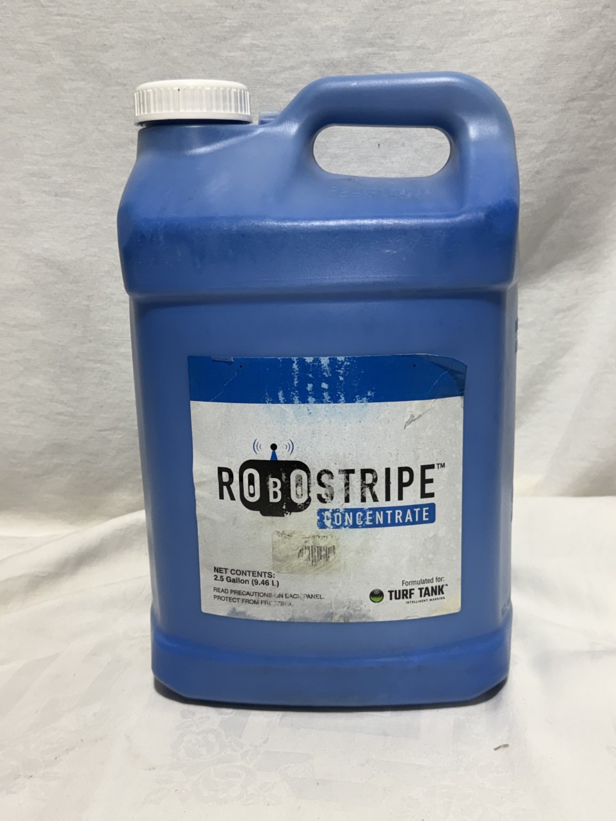 Pioneer Athletics RoboStripe White Concentrate Paint 2.5 Gal Jug Turf Tank New