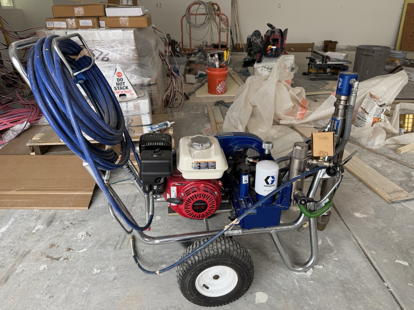 Graco DutyMax GH230DI Standard Series Convertible Gas Hydraulic airless sprayer