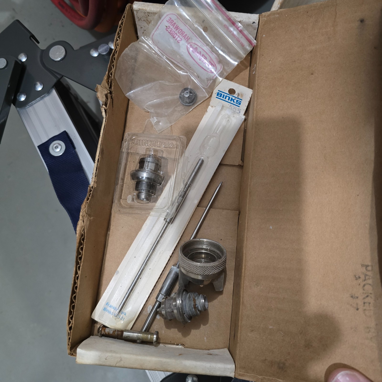 Binks Spray Gun Lot – Model 69 Spray Gun, Paint Cup, 2 Air Regulators, HVLP