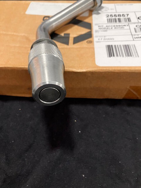 GRACO 255857 – Rigid Extension Nozzle, High Flow, Quick Close, Non-Drip