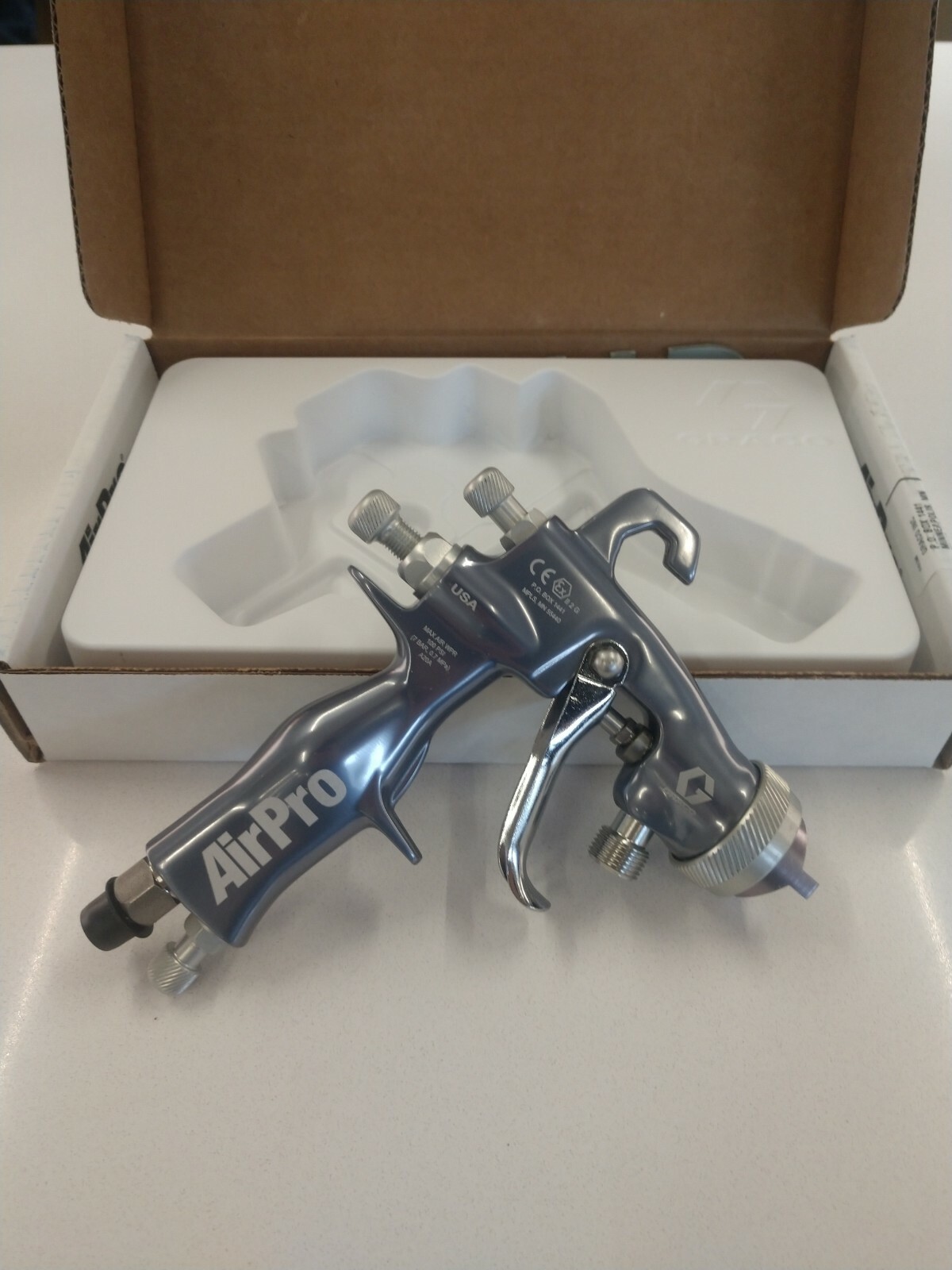Graco AirPro Conventional Pressure Feed Spray Gun – 288950